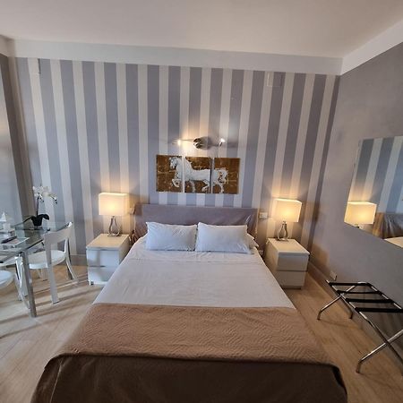 B&B Pescara Centro Luxury Suite Exteriör bild
